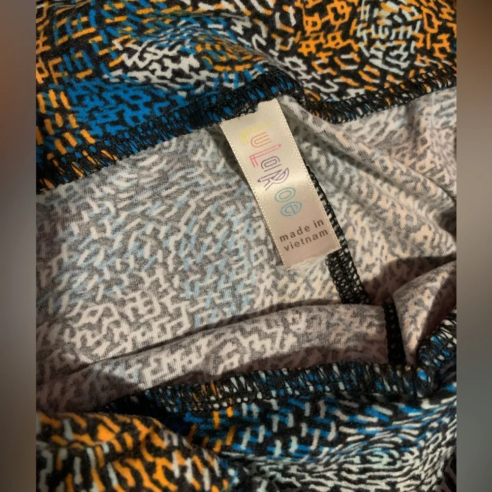 Women LuLaRoe leggings size OS - Picture 1 of 4